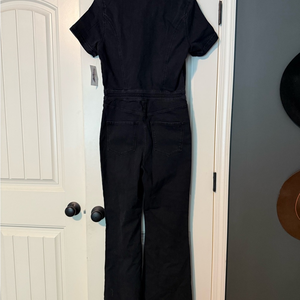 Jessica Simpson Black Retro-Inspired Jumpsuit - Picture 5 of 5